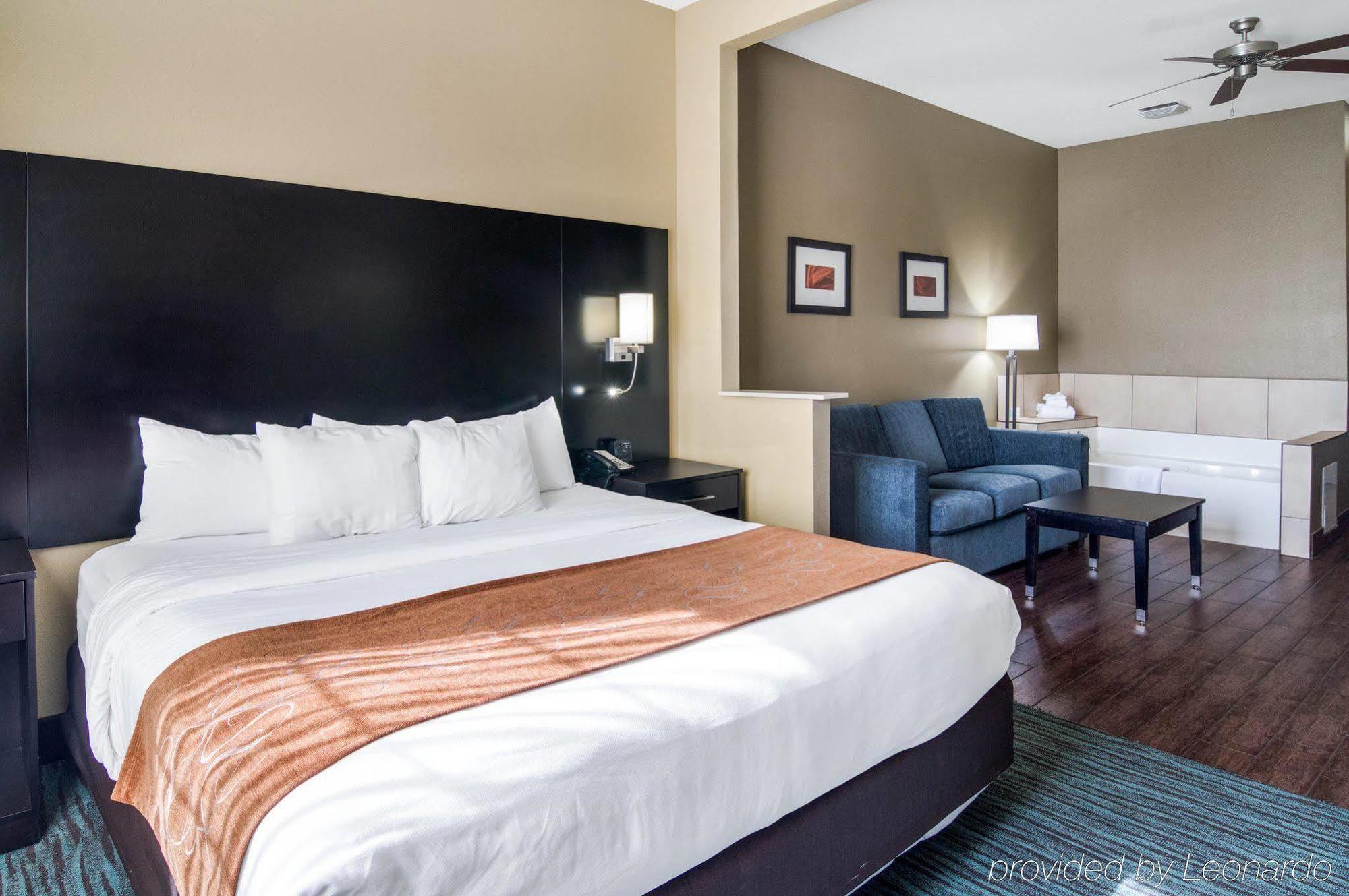 Comfort Suites Odessa Esterno foto