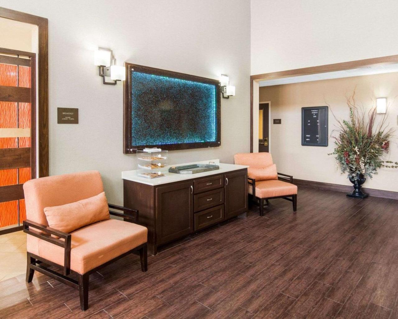 Comfort Suites Odessa Esterno foto
